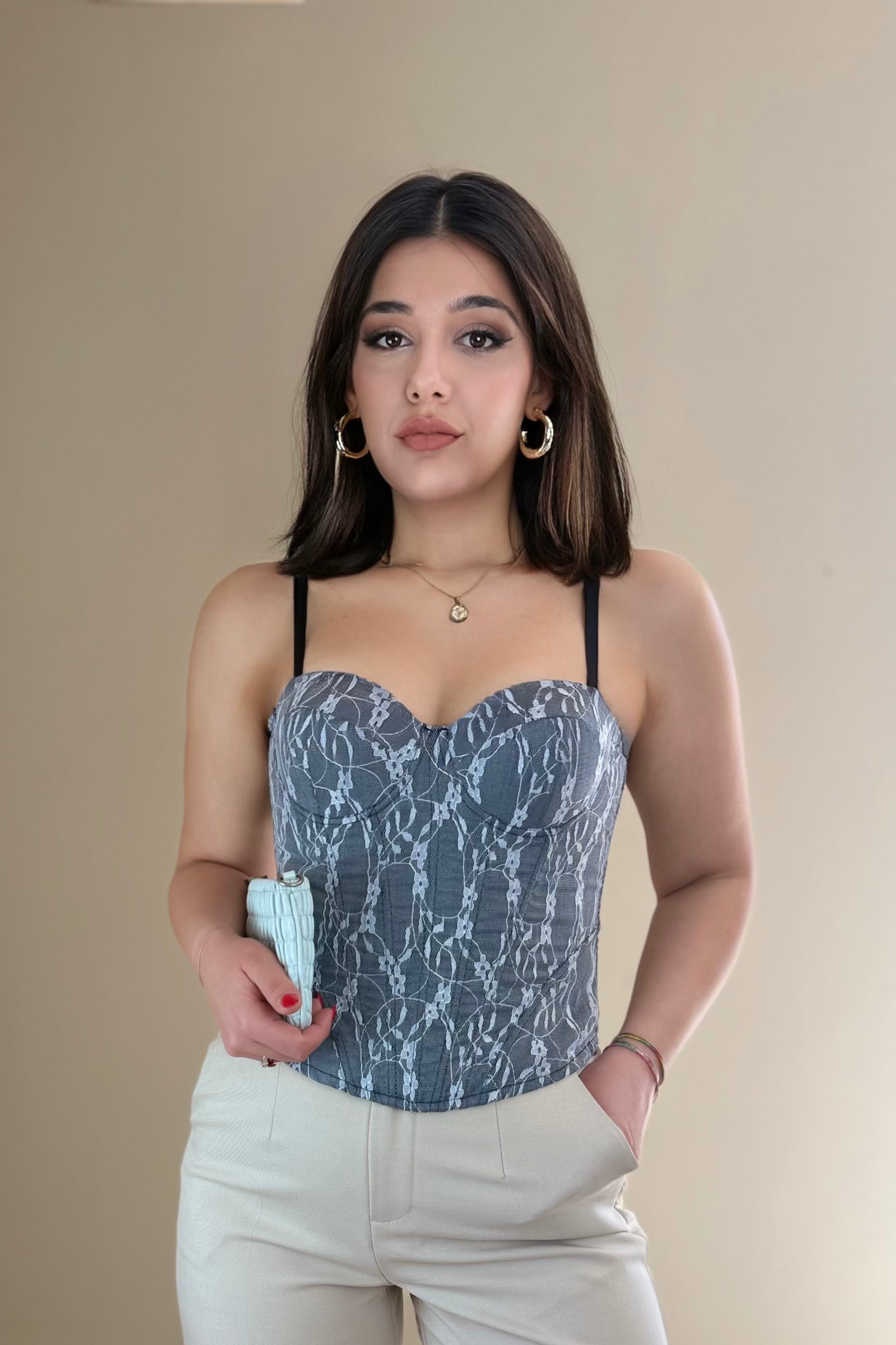 Top Bustino Erika