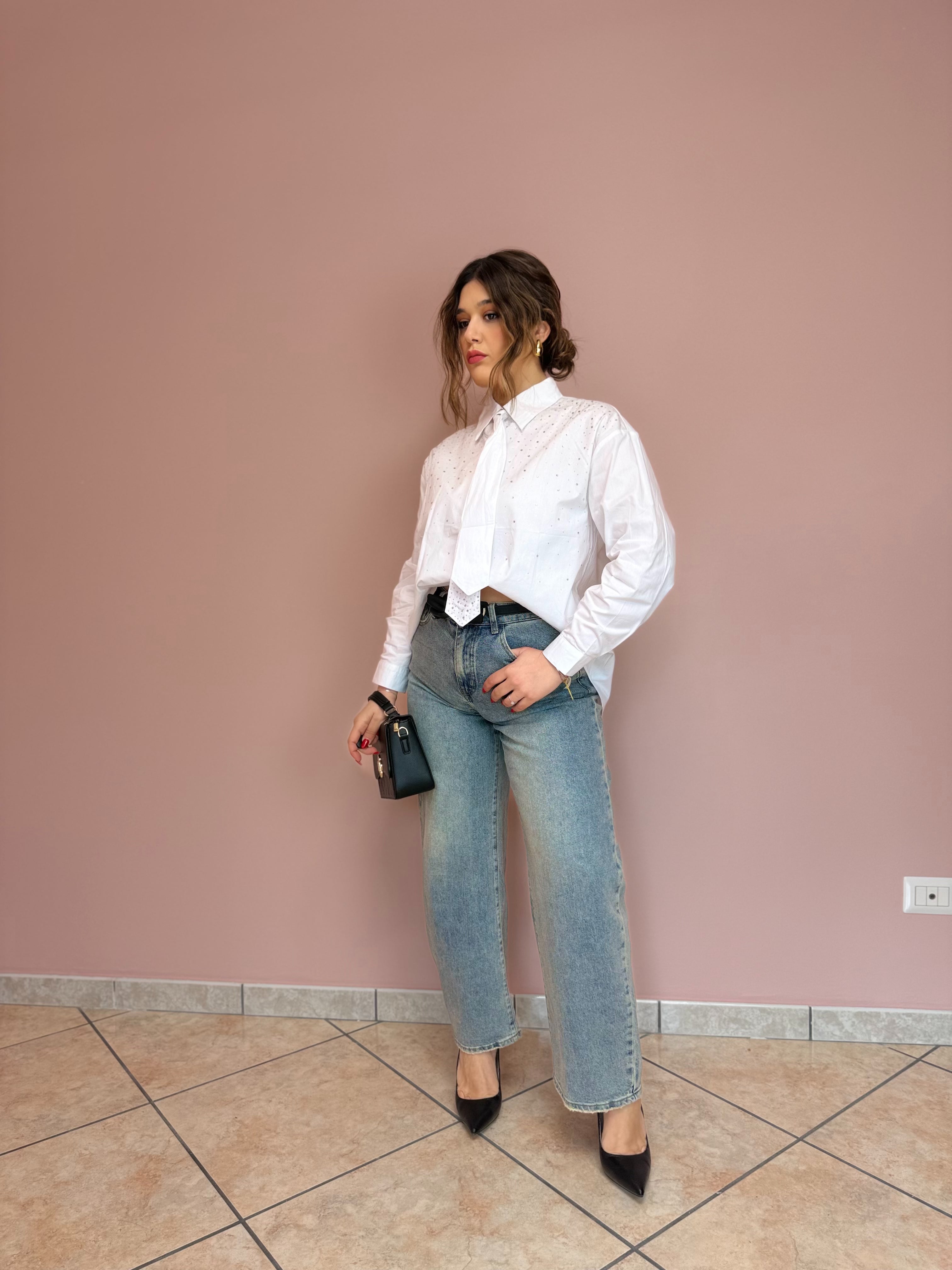 Camicia Shine con Cravatta (L584)