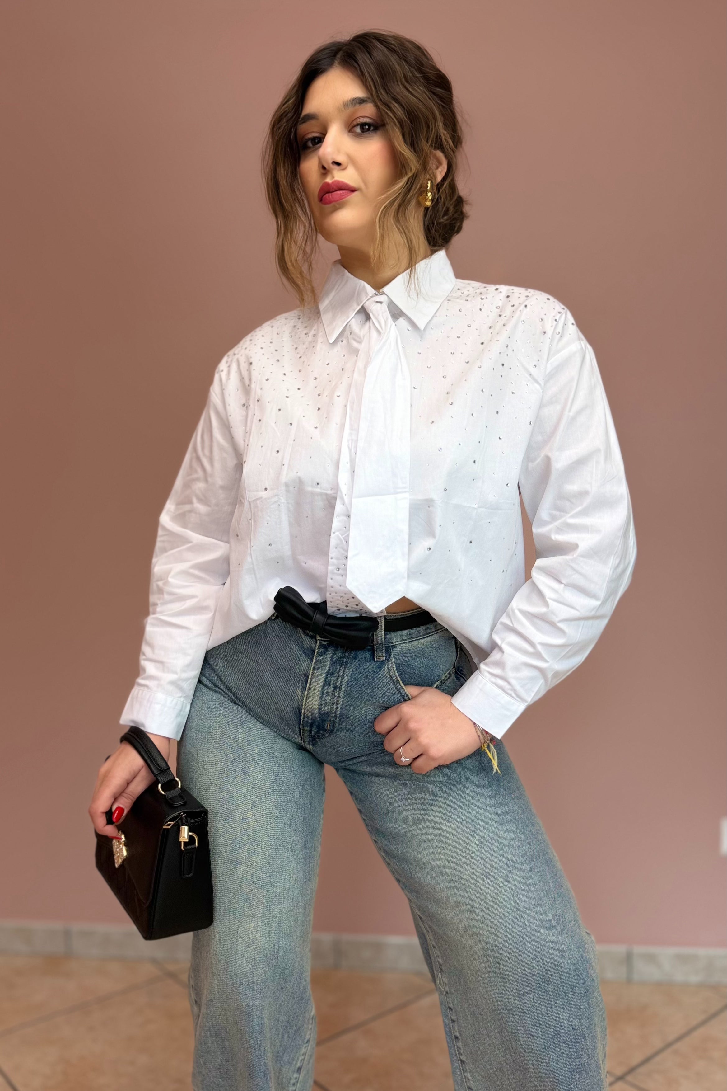 Camicia Shine con Cravatta (L584)