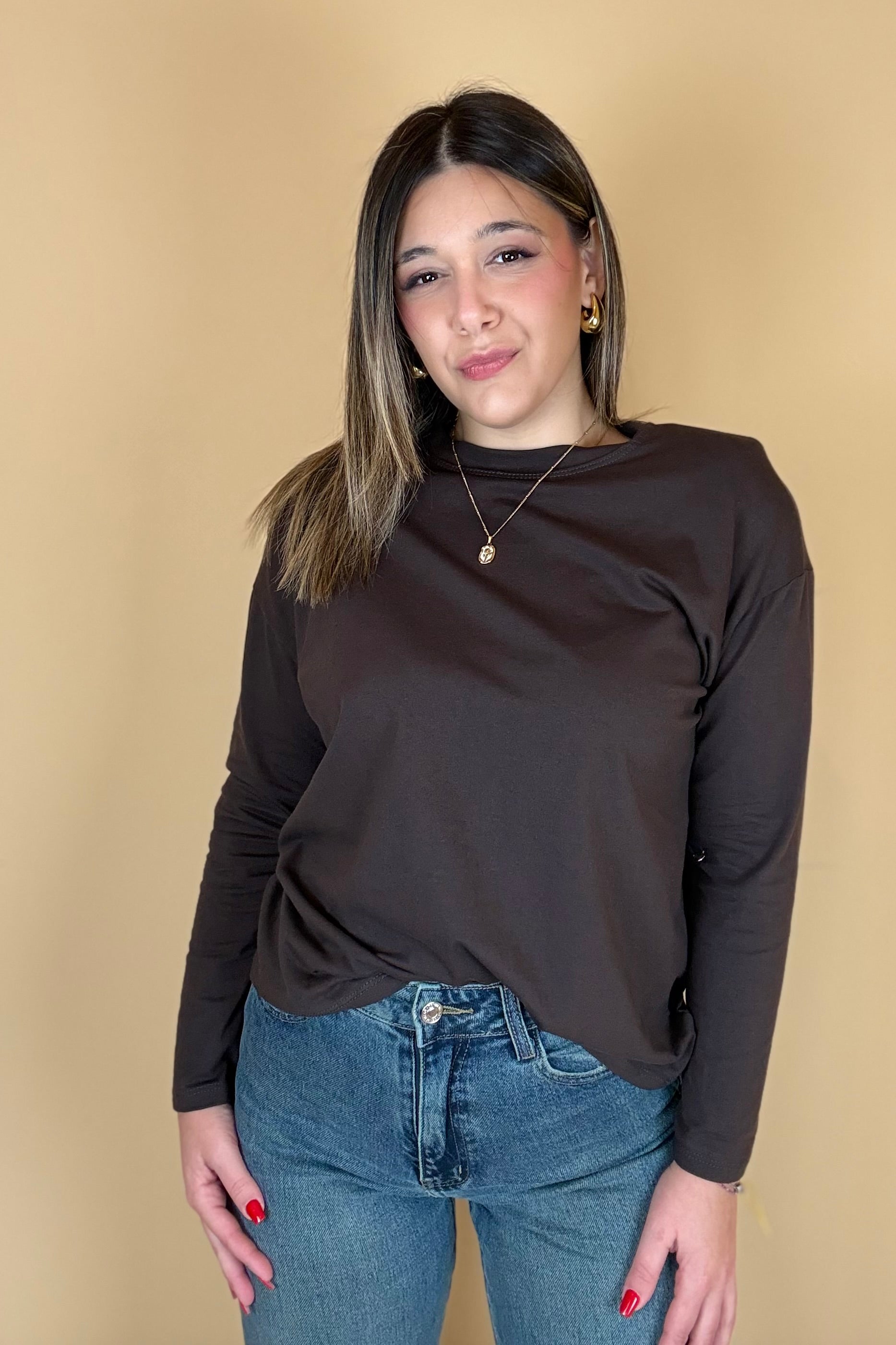 T-shirt a manica lunga, con spalline